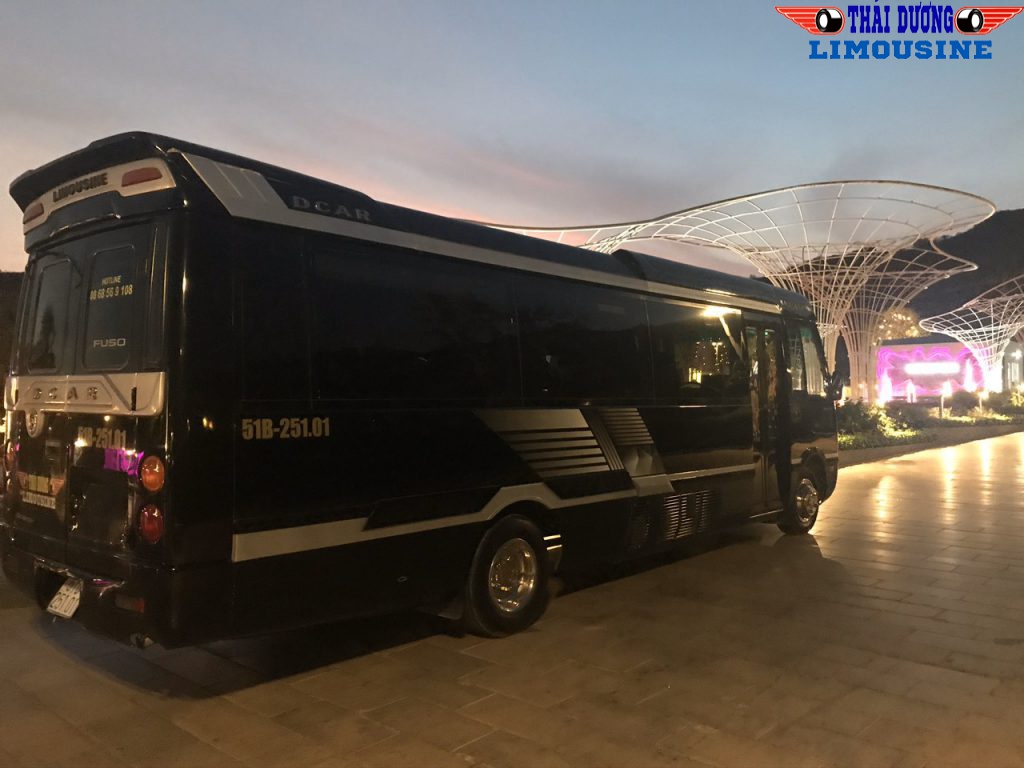 Thuê xe limousine đi Cha Diệp mẹ Nam Hải 2 ngày